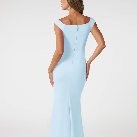 Azazie Nicolina - size A14
Dress Color: sky blue - Picture 6 of 9